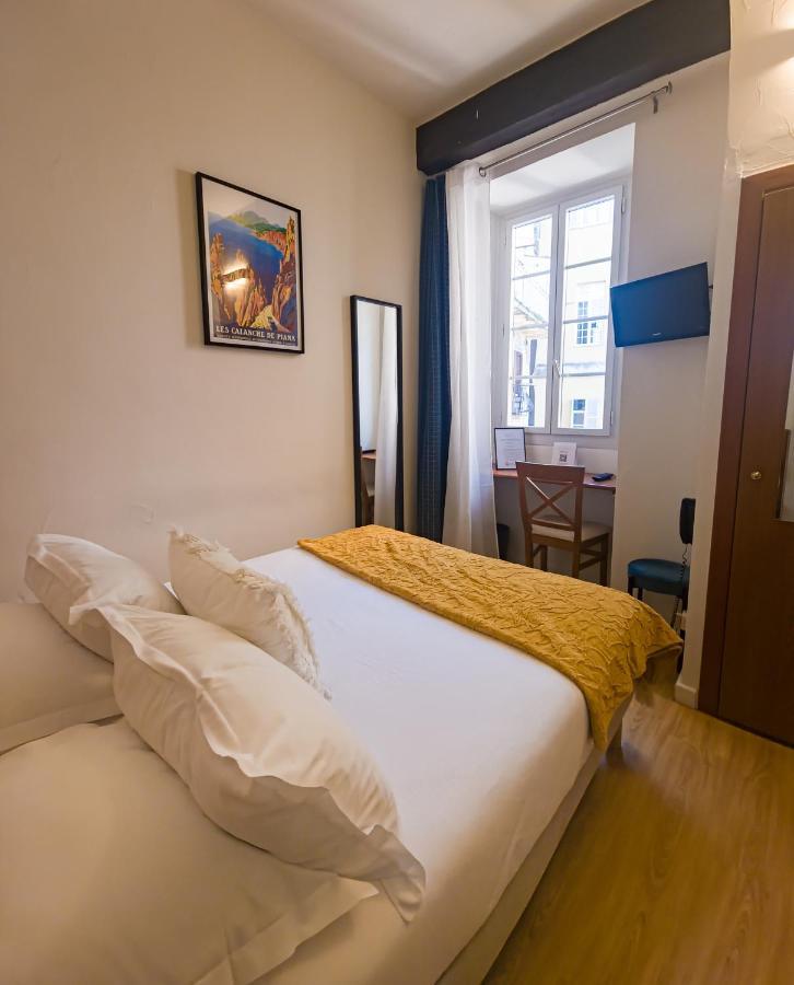 Hotel Posta Vecchia Бастия Екстериор снимка