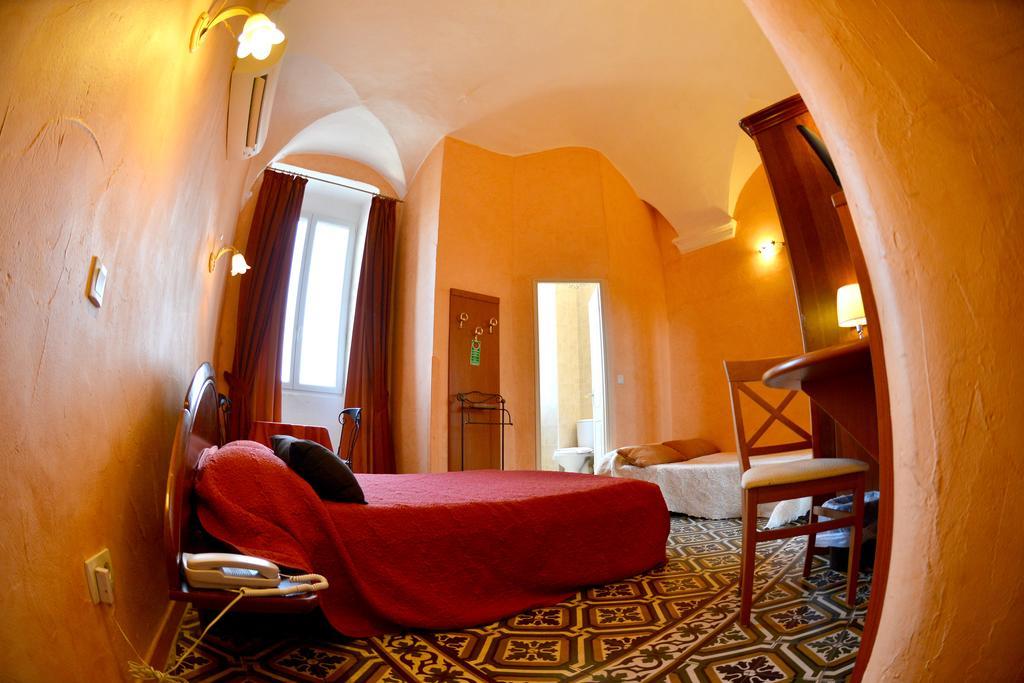 Hotel Posta Vecchia Бастия Екстериор снимка