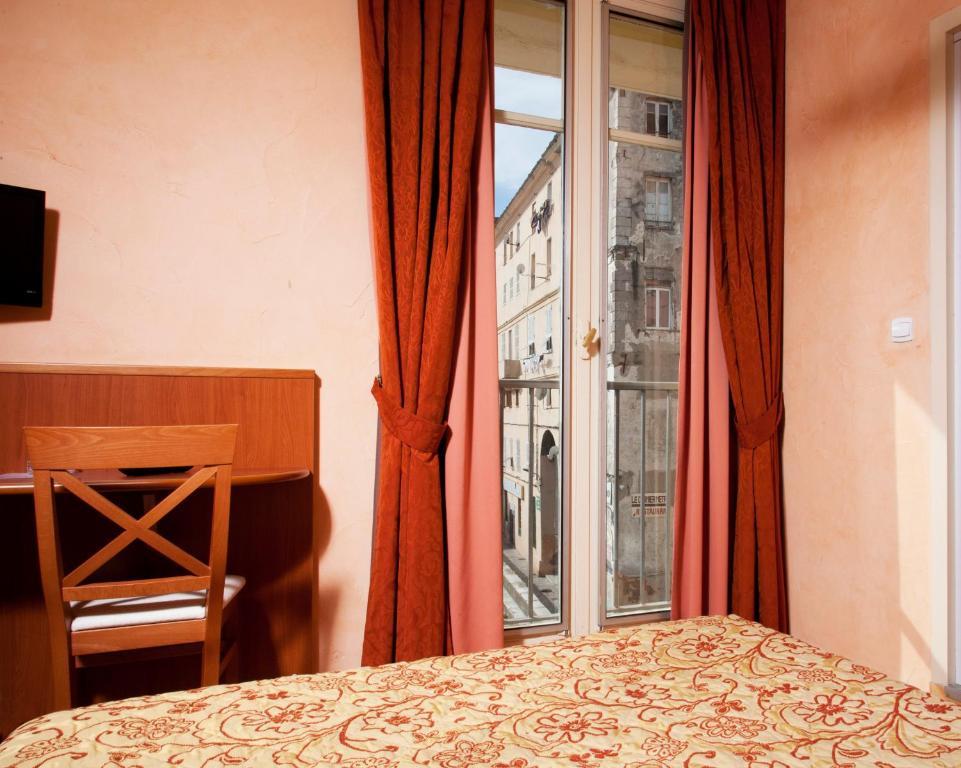 Hotel Posta Vecchia Бастия Екстериор снимка